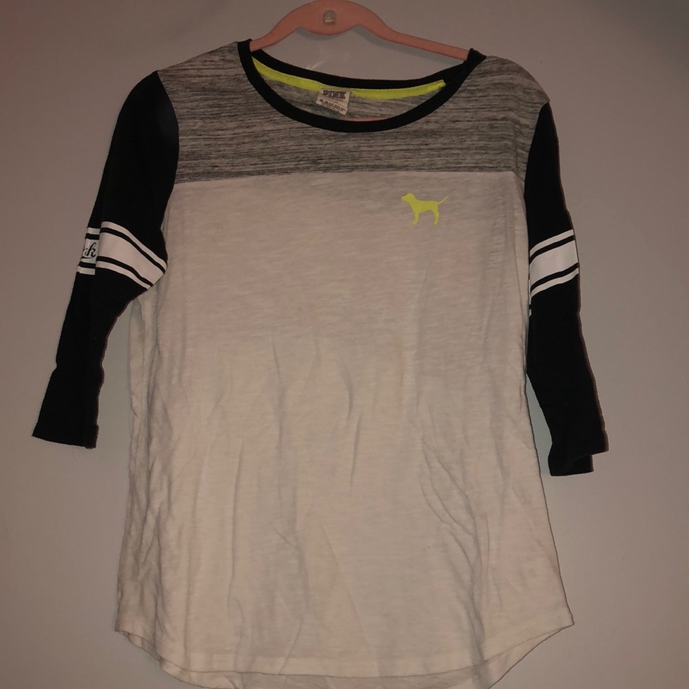 🖤PINK🤍 White Gray and Black 3/4 Sleeve T-Shirt